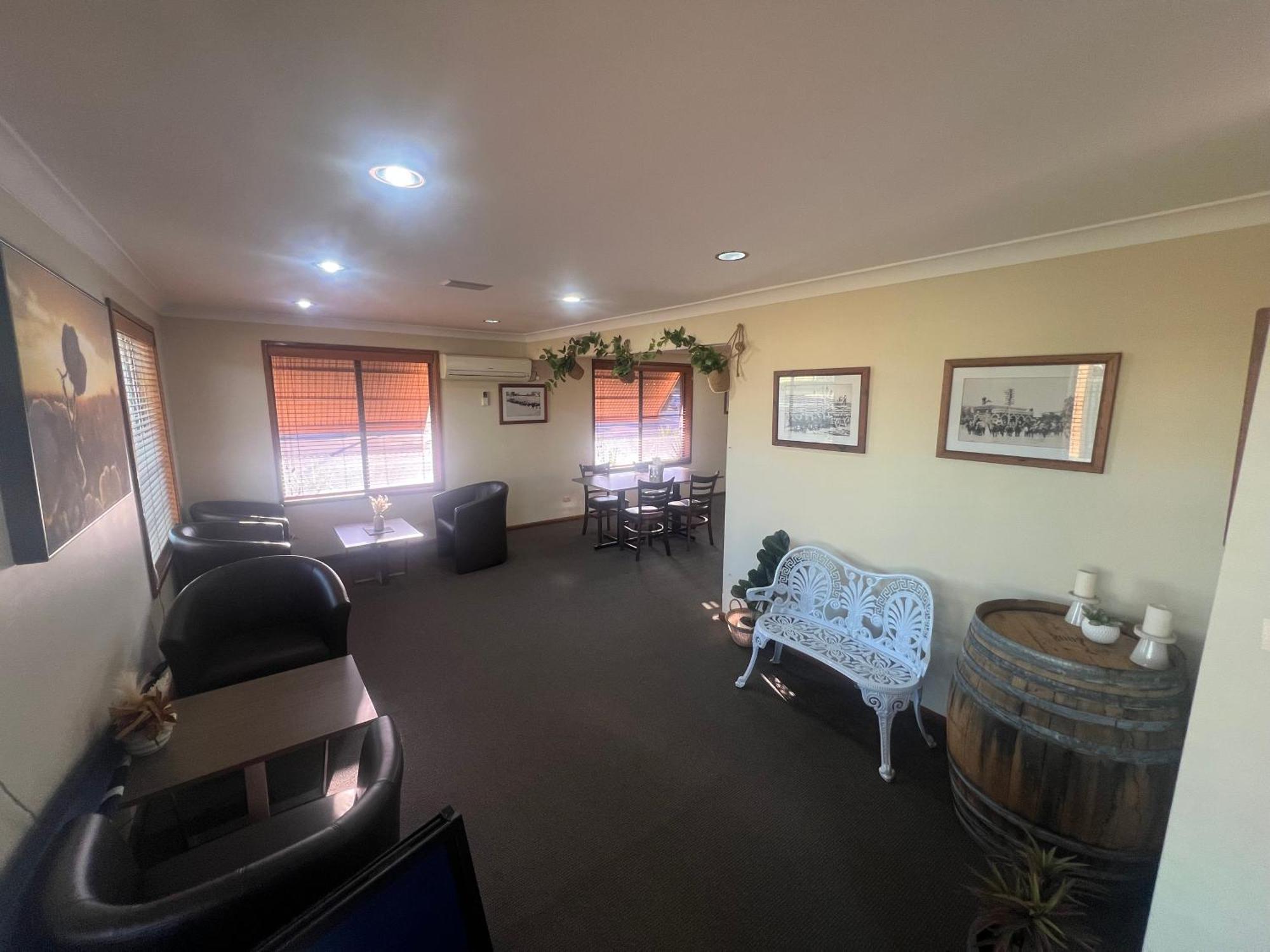 Adelong Motel Narrabri Extérieur photo