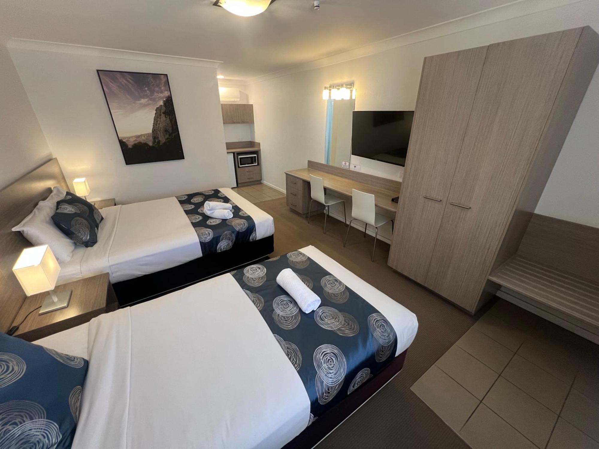 Adelong Motel Narrabri Extérieur photo